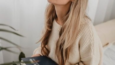 side-view-woman-home-praying-with-bible_23-2148779382-5791440